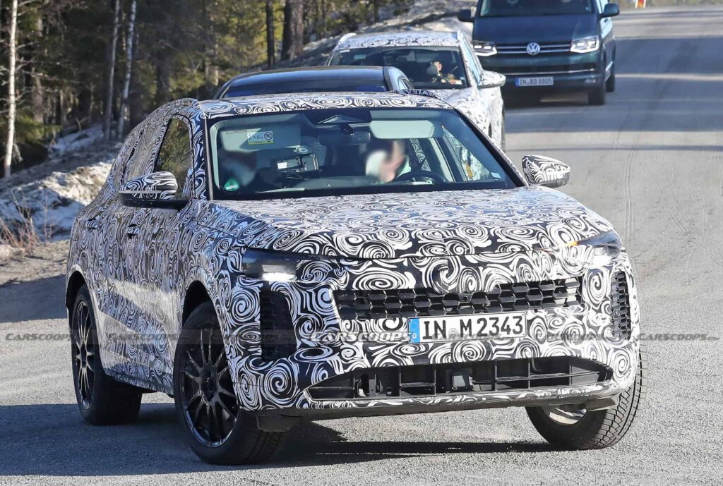 2025 Audi Q5 camouflage