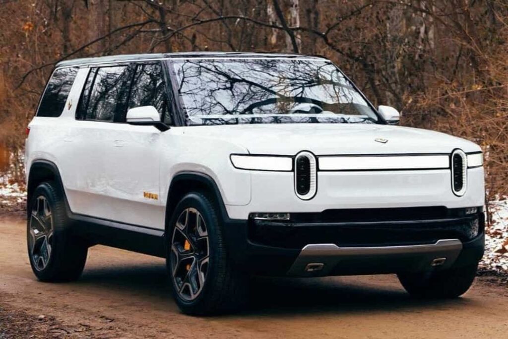 2022 Rivian R1S, exterior, white, front 3/4
