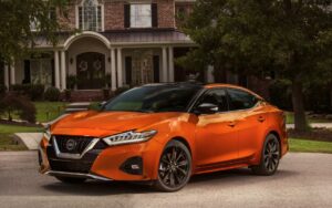 2022 Nissan Maxima, orange