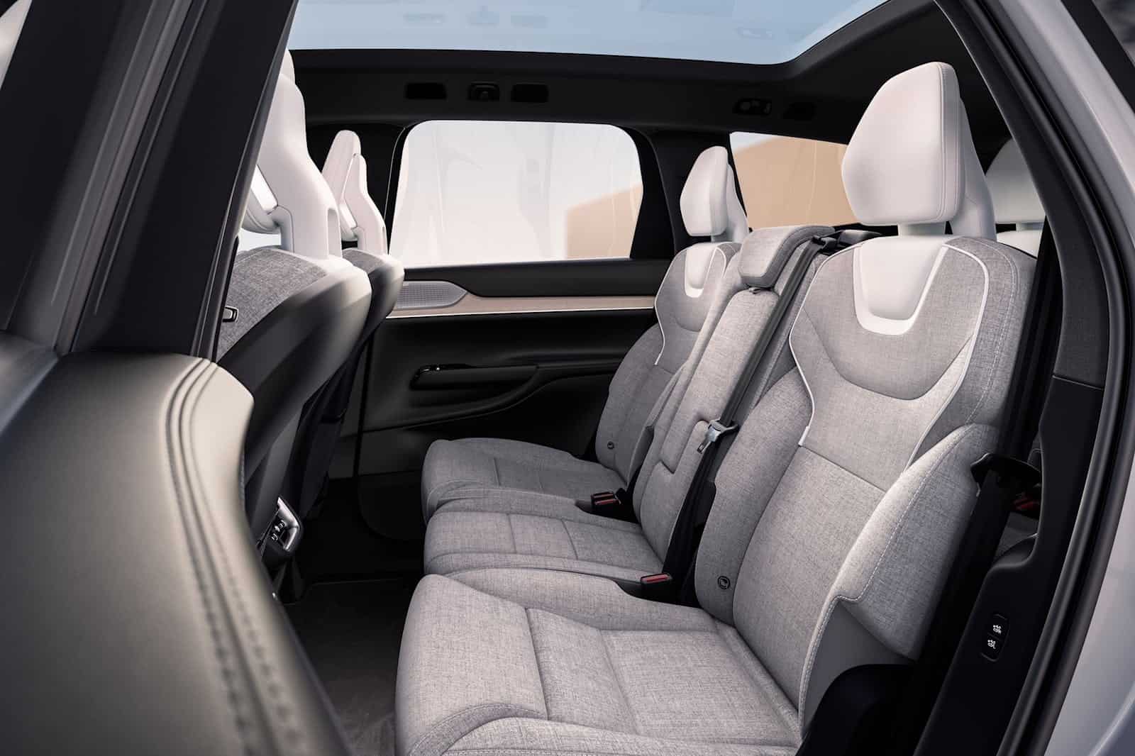 2024 Volvo EX90 interior