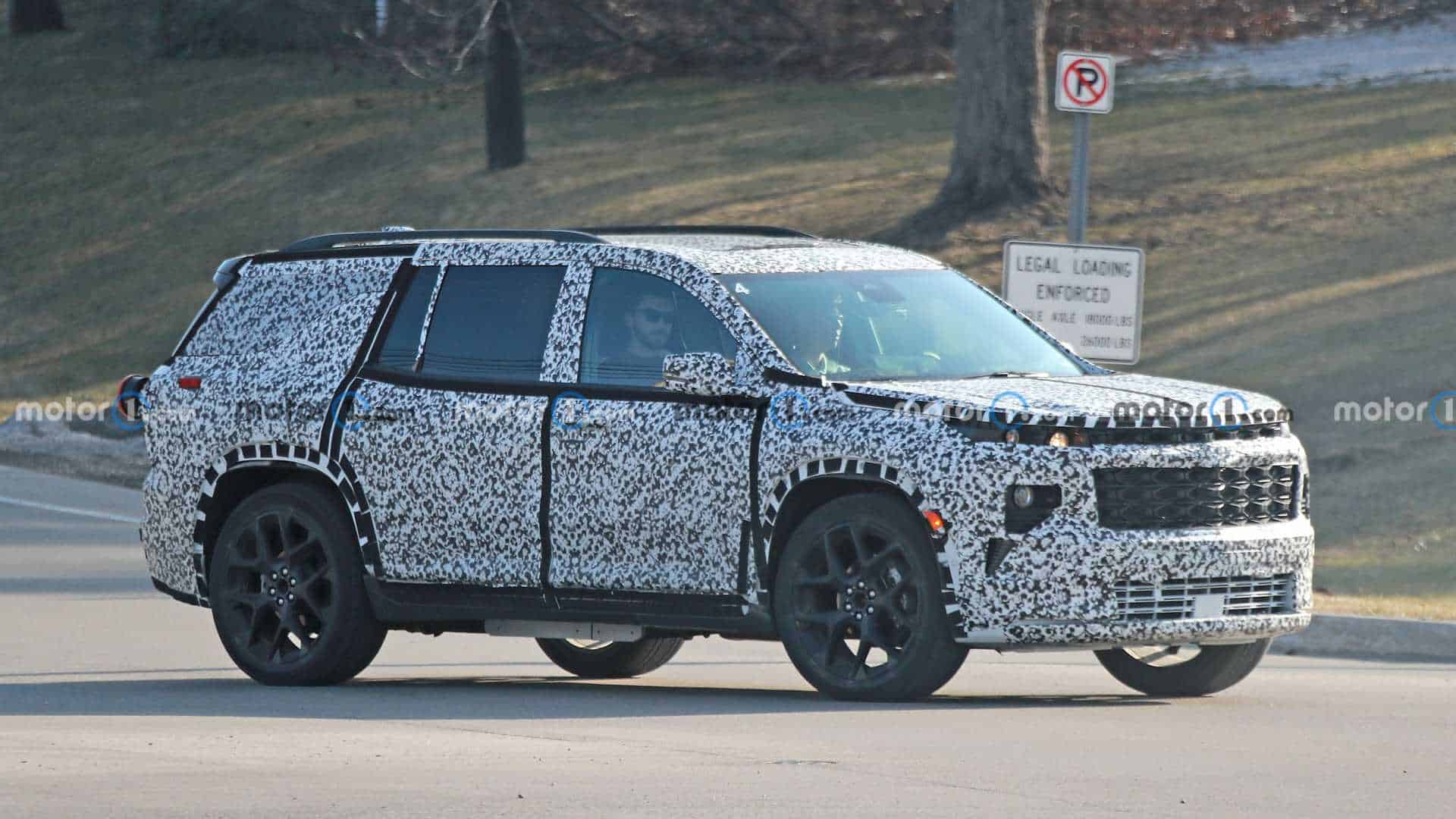 2024 Chevy Traverse camouflage